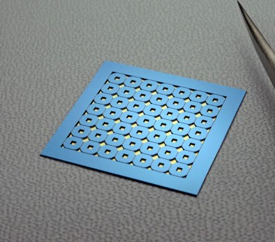 S171-9A7 Siliziumnitrid Membran 7 x 7 Multi-Frame, 200 µm Substrat Dicke