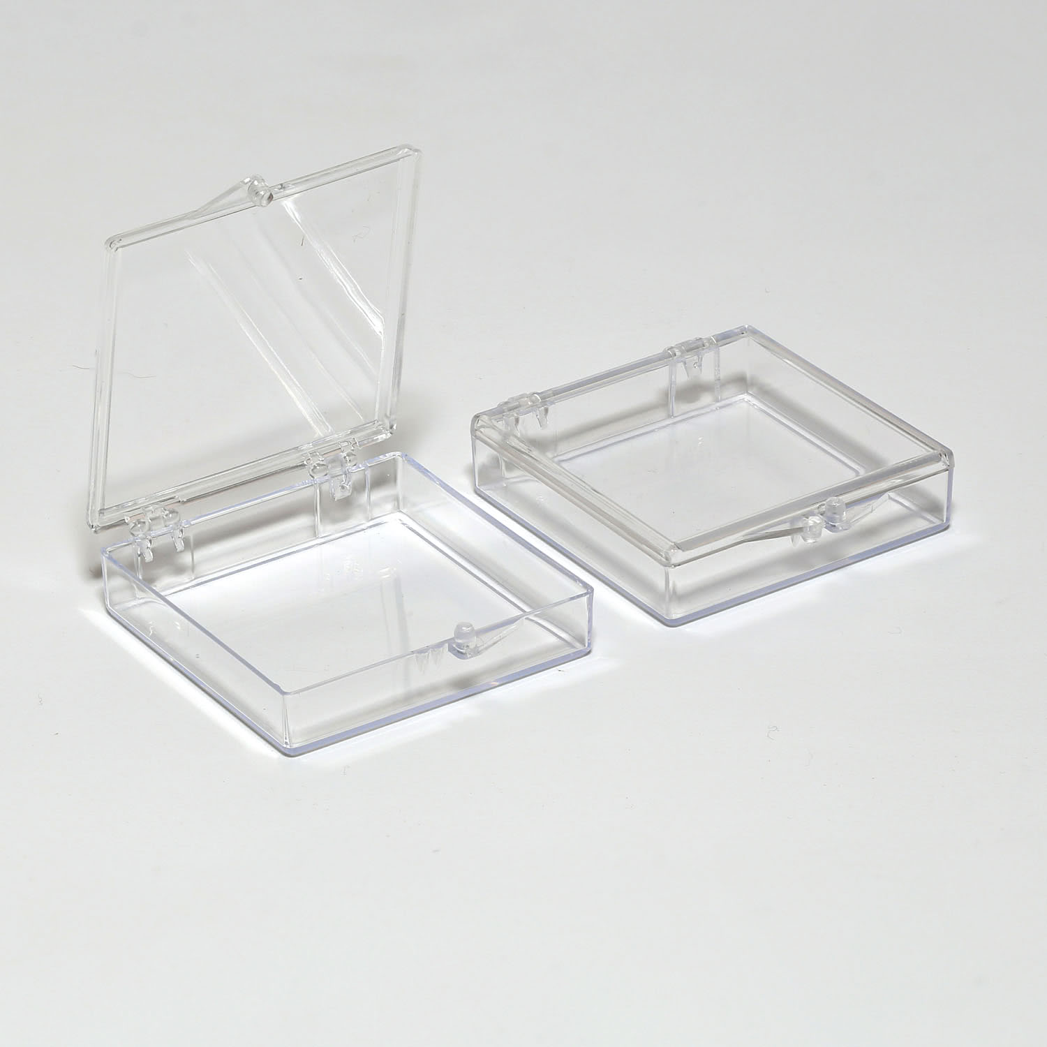 G394318_1UI1kLDNLvUACJ Styrol-Schachtel mit Scharnierdeckel