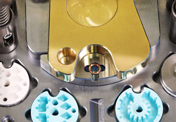 47000-615_closeup_ring