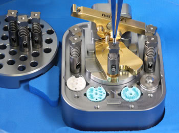 47000-615_closeup_tweezer