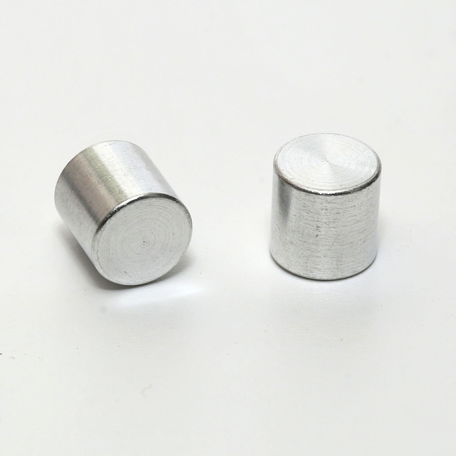 G306_1 JEOL Probenhalter im Zylinderformat, Ø 10 x 10mm